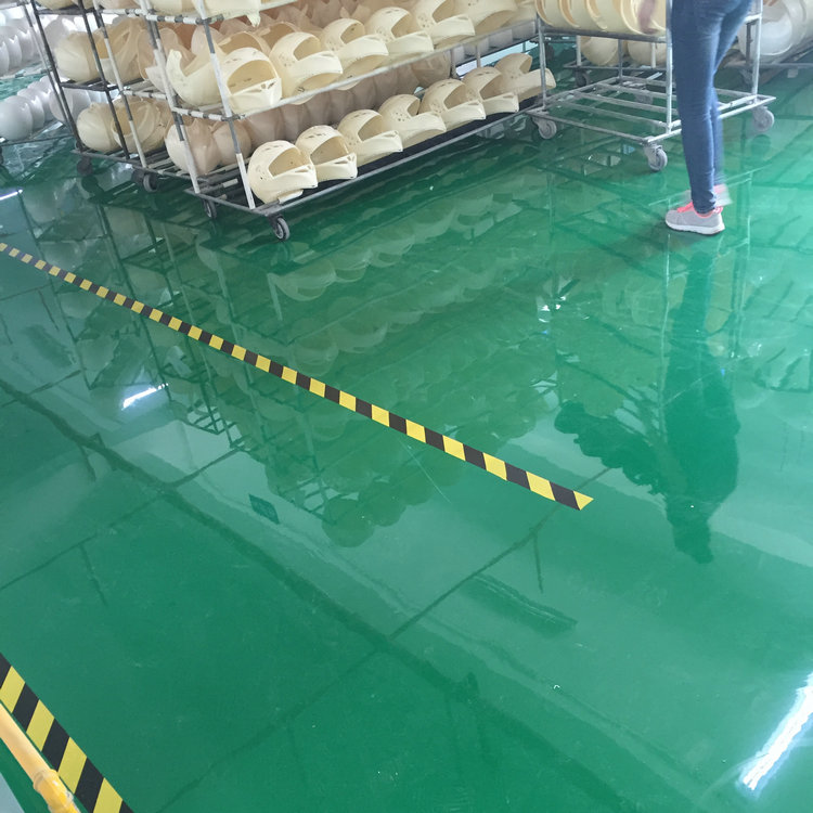 滄晟地坪漆廠家解析環氧地坪漆材料出現增稠膠化、渾濁質量問題如何解決